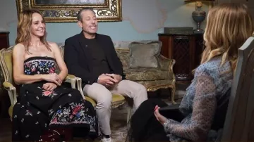 Robe cocktail Midi drapée de fleurs Erdem utilisée par Philippine Leroy-Beaulieu, telle que vue dans Today le 15 décembre 2025