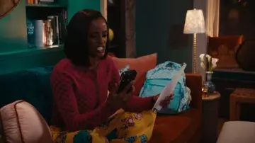 Cardigan de fable sauvage porté par Olympia Lawrence (Skye P. Marshall) tel que vu dans Matlock (S02E07)