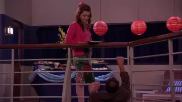 Falda floral verde de Anthropologie Odille de Harper Finkle (Jennifer Stone) en Wizards of Waverly Place (S04E02)