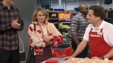 BDG by Urban Outfitters Mae Printed Piled Fleece Zip Up Jacket worn by Veronika Slowikowska as seen in Saturday Night Live (S51E07)