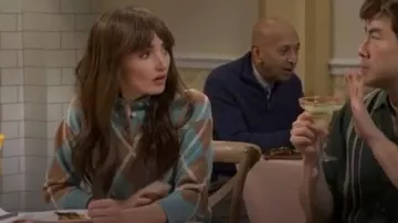 Guest in Residence Collegiate Argyle Polo worn by Chloe Fineman as seen in Saturday Night Live (S51E08)