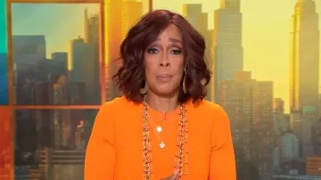 Frame Mixed Rib Sweater Dress worn by Gayle King as seen in CBS Mornings on December 12, 2025