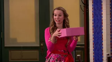 Forever 21 (Twenty One) Floral Skirt of Juliet van Heusen (Bridgit Mendler) in Wizards of Waverly Place (S03E04)