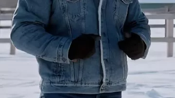 Una chaqueta vaquera Joey Scarpellino de Navidad del Lejano Oeste
