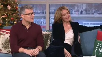 Whistles Lace-trim Regular-fit Satin Cami worn by Cat Deeley as seen in This Morning on December 202