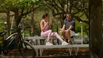 Alo High Waist Airlift Legging worn by Lauren Silverman as seen in Simon Cowell: The Next Act (S01E05)