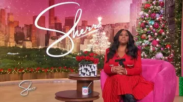Self Portrait V-Neck Knee Length Dress worn by Sherri Shepherd as seen in Sherri on December 16, 2025