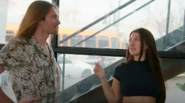 Aritzia Black Baby Crop Tee worn by Natalie Maguire as seen in Vanderpump Rules (S12E02)