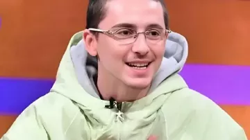 Timothée Chalamet Marty Supreme Green Jacket worn by Marty (Timothée Chalamet) as seen in Marty Supreme