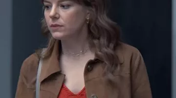 The Revenge Club 2025 Emily Hunter Brown Suede Jacket worn by Emily (Aimee-Ffion Edwards) in The Revenge Club (S01)