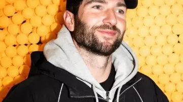 Marty Supreme Jacket worn by (Doni Nahmias) as seen in Marty Supreme