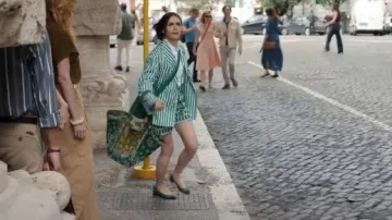 Francesca Bellavita Lollie Bag in Green worn by Emily Cooper (Lily Collins) as seen in Emily in Paris (S05E01)