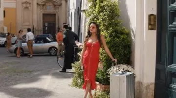 Rimowa Classic Check in L in Aluminum worn by Mindy Chen (Ashley Park) as seen in Emily in Paris (S05E02)