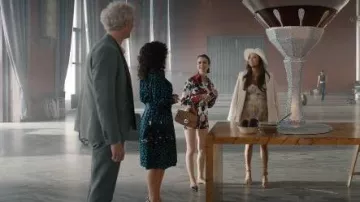 Themoire Moirè Tia Vegan Lear Bag worn by Bianca (Solenn Le Couviour Mancini) as seen in Emily in Paris (S05E02)