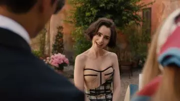 Fendi FF Engraved Metal Loop Belt worn by Emily Cooper (Lily Collins) as seen in Emily in Paris (S05E04)