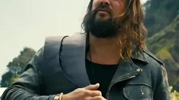 La veste en cuir noire Jason Momoa 2026 portée par Jonny (Jason Momoa) dans The Wrecking Crew