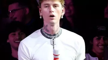 MGK IHeartRadio Jingle Ball 2025 T-shirt in mgk performing Cliché at iHeartRadio Jingle Ball Miami