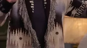 Happys Place S02 Reba McEntire Fringe Cardigan