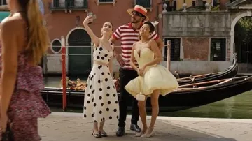 Pretty Ballerinas Odette Woven Slingback Pumps worn by Emily Cooper (Lily Collins) as seen in Emily in Paris (S05E10)