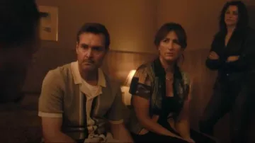 Seed Heritage Knitted Polo Shirt worn by Marvin Martin (Will Forte) as seen in Sunny Nights (S01E01)