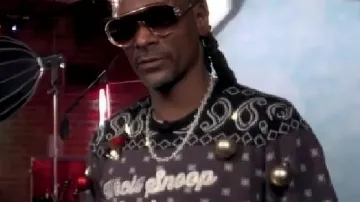 The Voice S28 Finale Snoop Dogg Sweater of Snoop Dogg as seen in The Voice