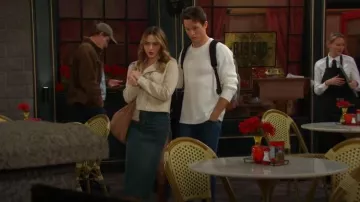 Silencio + Falda vaquera Calie Lace Up de Ruido que llevó Holly Jonas (Ashley Puzemis) en Days of our Lives el 20 de octubre de 2025