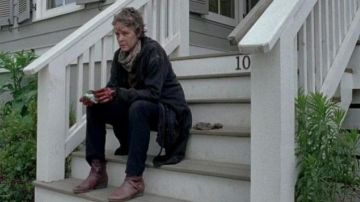 Zapatos de bota de cuero marrón de Carol en The Walking Dead