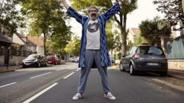 Les chaussures Converse de Gustave Kervern dans Cigarettes et chocolat chaud