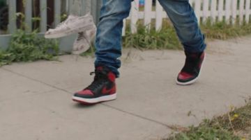 Sneakers Nike Air black and red Kicks