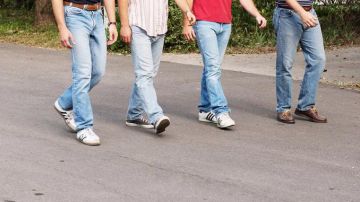 Sneakers Converse grey in Everybody Wants Some
