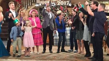 The sneakers Vans Old Skool black of a child in The house party : 20 years after