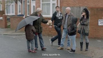 Zapatillas de borgoña en mí, Daniel Blake