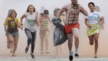 Sneakers slip-on, black, Mac Radner (Seth Rogen) in Our worst neighbors 2