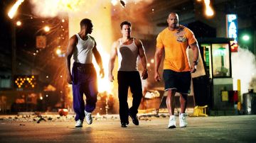 Les sneakers de Dwayne Johnson dans No Pain No Gain