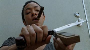 El cuchillo de supervivencia de Sasha Williams (Sonequa Martin-Green) en The Walking Dead S07E05