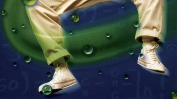 Zapatillas Converse blancas usadas por Robin Williams en el póster de la película Flubber