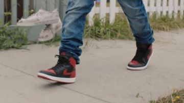 Sneakers Nike Air Jordan 1 Bred Banned in Kicks