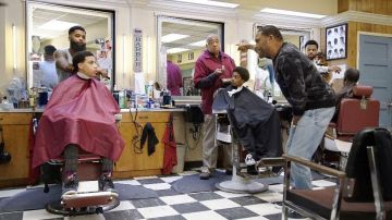 Les sneakers basses dans la série Black-Ish