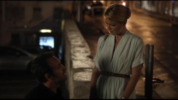 el vestido azul cielo de Diane (Virginie Efira) en Un homme à la hauteur