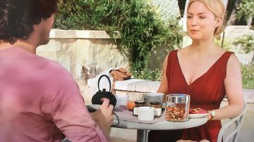 el vestido rojo de Diane (Virginie Efira) en Un homme à la hauteur