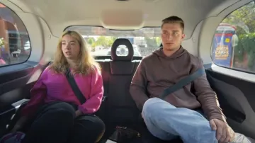 Nike Dunks Low worn by Baylen Dupree as seen in Baylen Out Loud (S02E12)