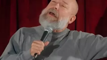 Sudadera gris Kyle Kinane Dirt Nap