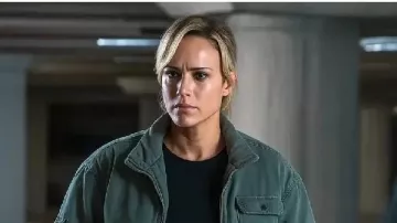 Mortal Kombat II 2026 Jessica McNamee Jacket worn by Sonya Blade (Jessica McNamee) as seen in Mortal Kombat II