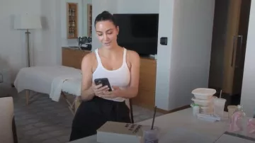 Good American Rib Racerback Tank worn by Kim Kardashian as seen in The Kardashians (S07E10)