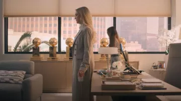 Favorite Daughter The Meyer Double-Breasted Coat worn by Isla Gordon (Kate Hudson) as seen in Running Point (S01E08)