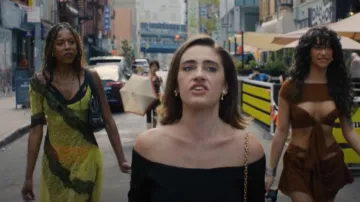 Vivienne Westwood Safety Pin Pearl Detail Earrings worn by Maia (Rachel Sennott) as seen in I Love LA (S01E08)