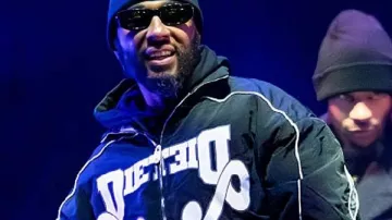 First New Year’s Eve Concert Rapper Neef Buck Black Bomber Jacket in BEANIE SIGEL & FREEWAY NEW YEARS EVE 2017