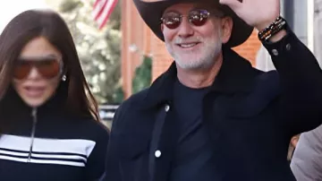 Jeff Bezos Aspen Outing Black Trucker Jacket in Lauren Sanchez & Jeff Bezos' Stylish Aspen Outing! ❄️????️????