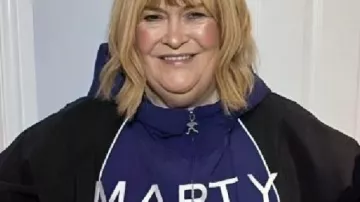 Susan Boyle Marty Supreme Jacket worn by (Susan Boyle) as seen in Marty Supreme