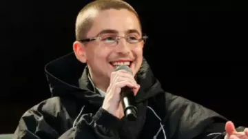 Marty Supreme Black Jacket of Marty (Timothée Chalamet) in Marty Supreme